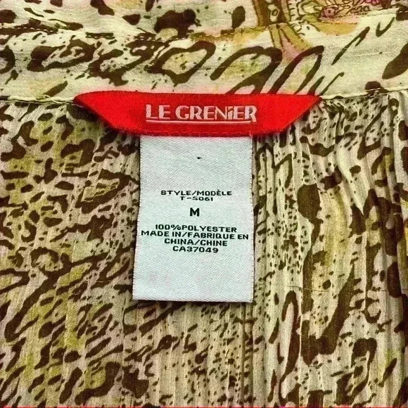 Vintage brown floral & animal prints button down blouse. - Picture 5 of 5